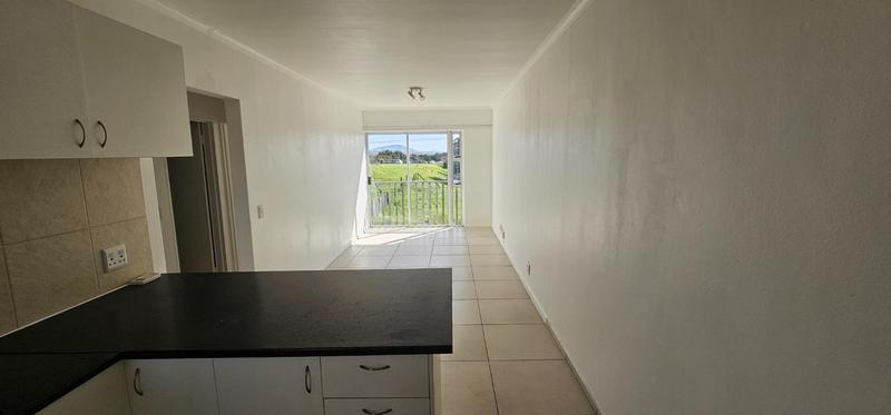 2 Bedroom Property for Sale in Belmont Park Western Cape